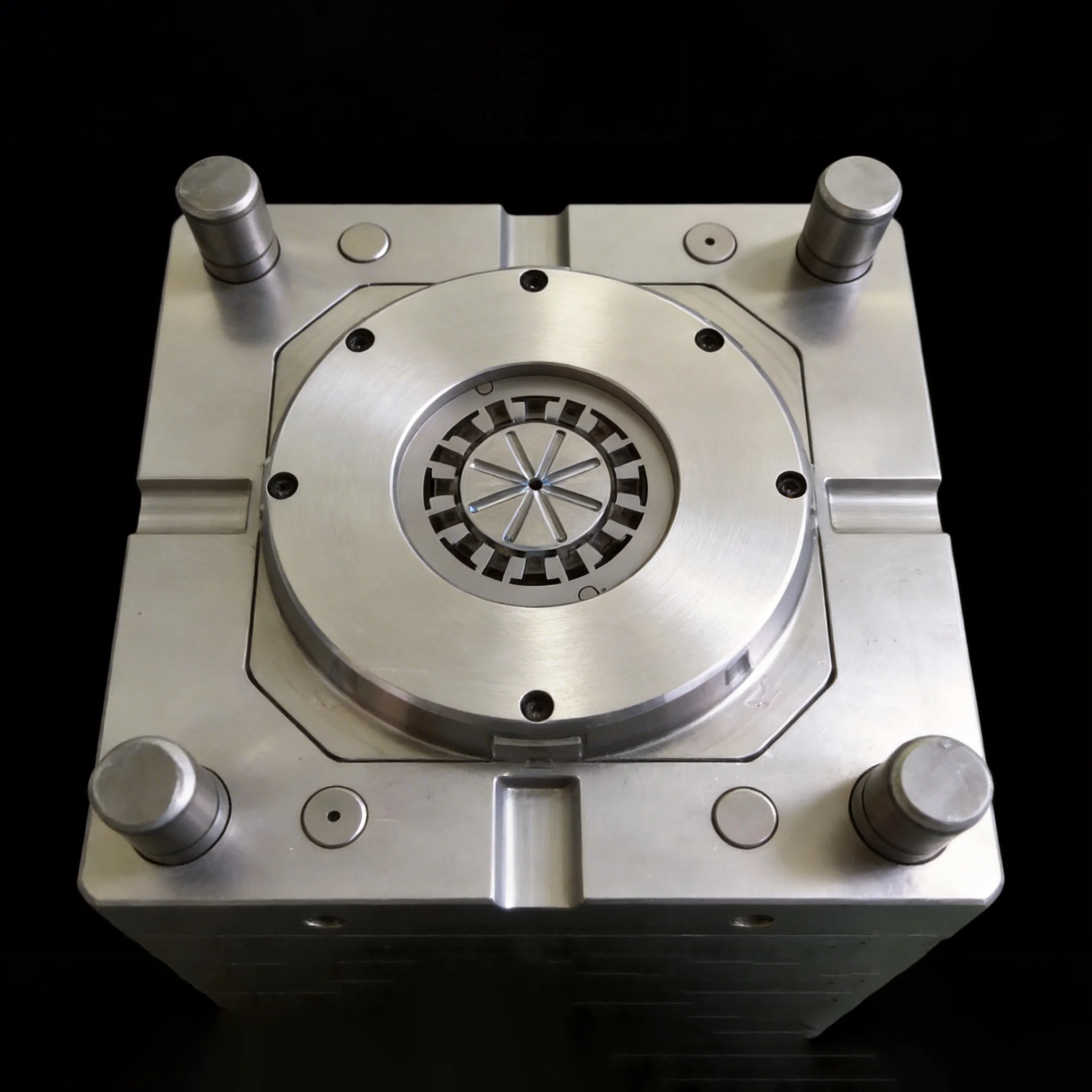 Motor mold