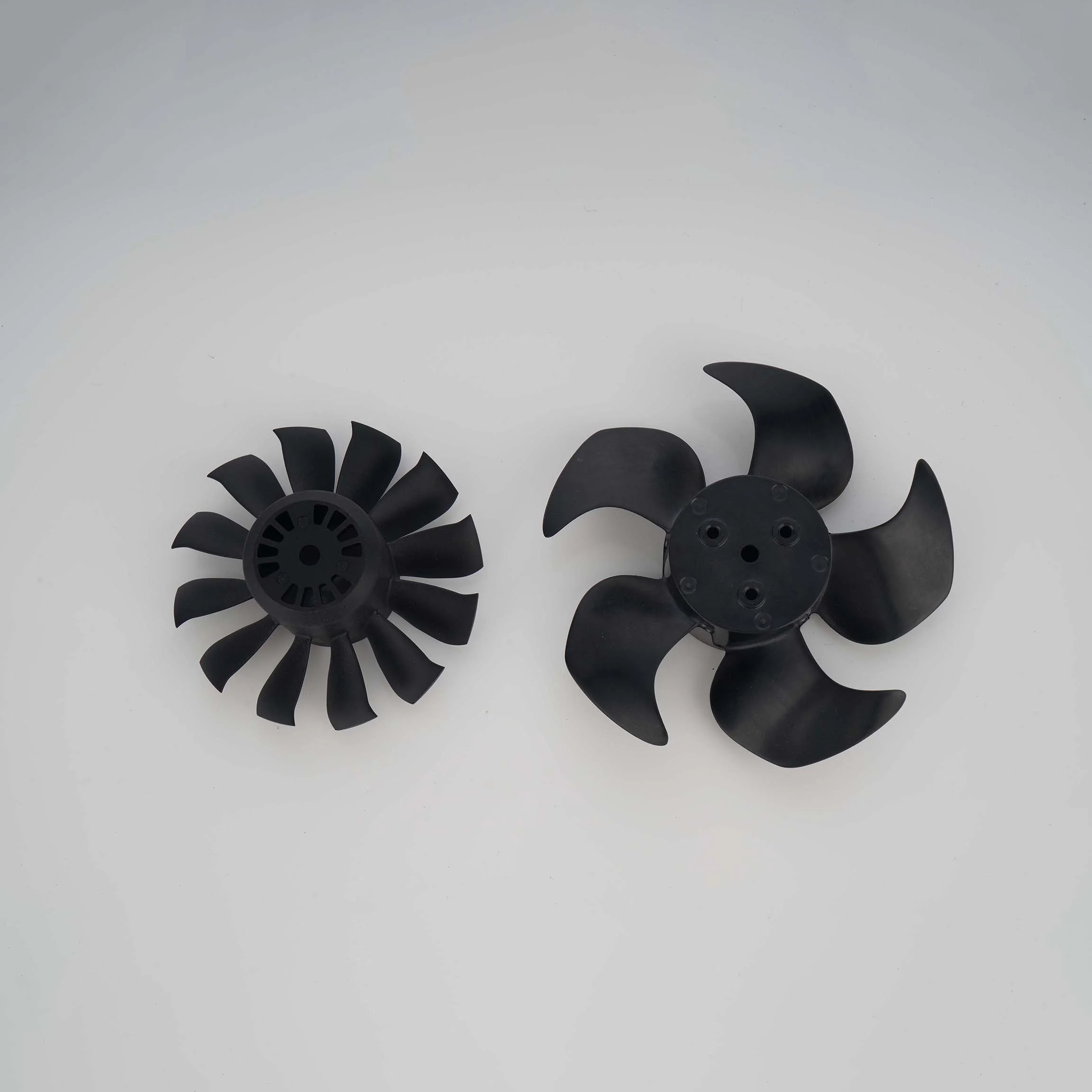 Small blades, dynamic balance